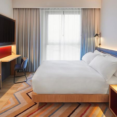 Hampton By Hilton Barcelona Fira Gran Via Hotell L'Hospitalet de Llobregat Exteriör bild