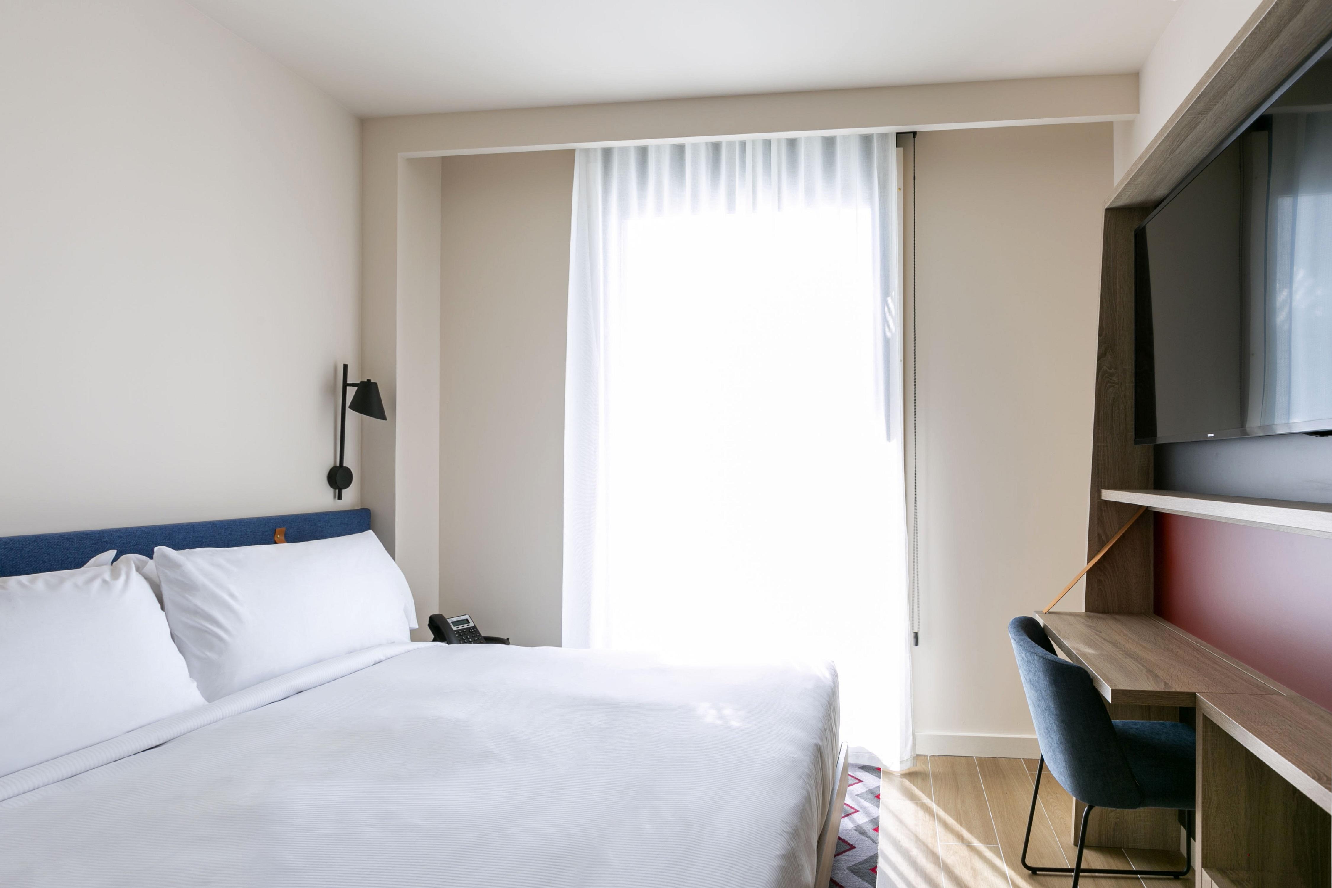 Hampton By Hilton Barcelona Fira Gran Via Hotell L'Hospitalet de Llobregat Exteriör bild