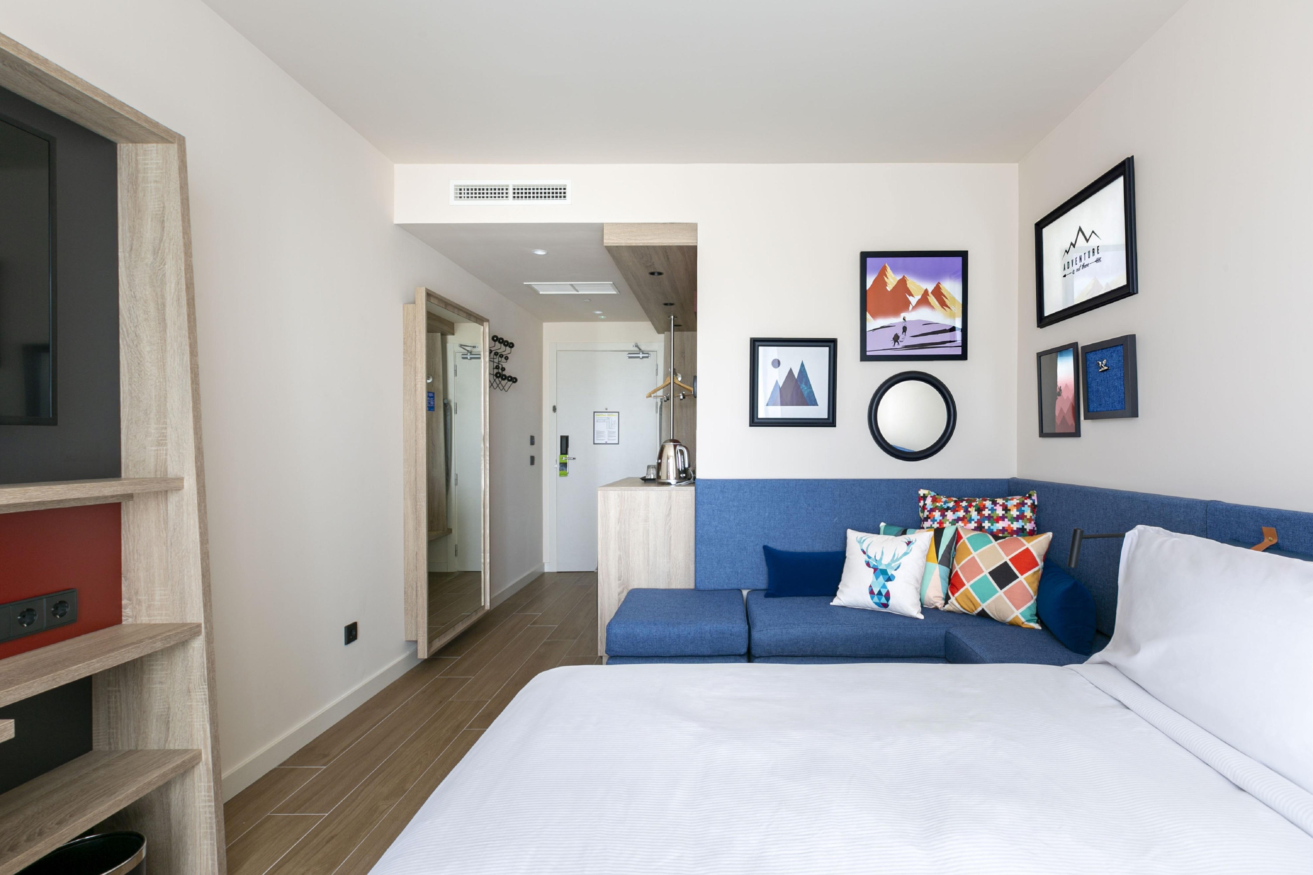 Hampton By Hilton Barcelona Fira Gran Via Hotell L'Hospitalet de Llobregat Exteriör bild