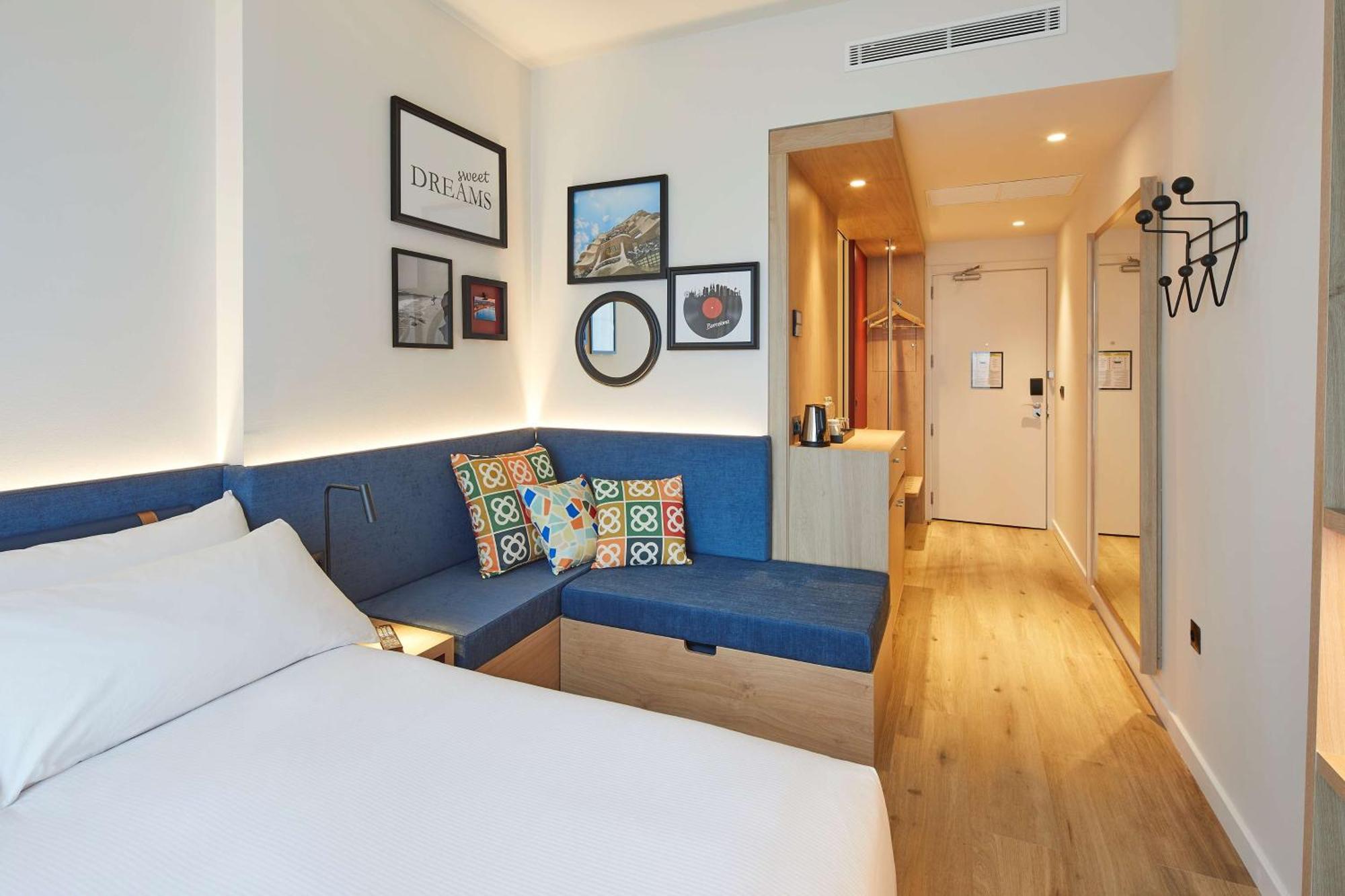 Hampton By Hilton Barcelona Fira Gran Via Hotell L'Hospitalet de Llobregat Exteriör bild