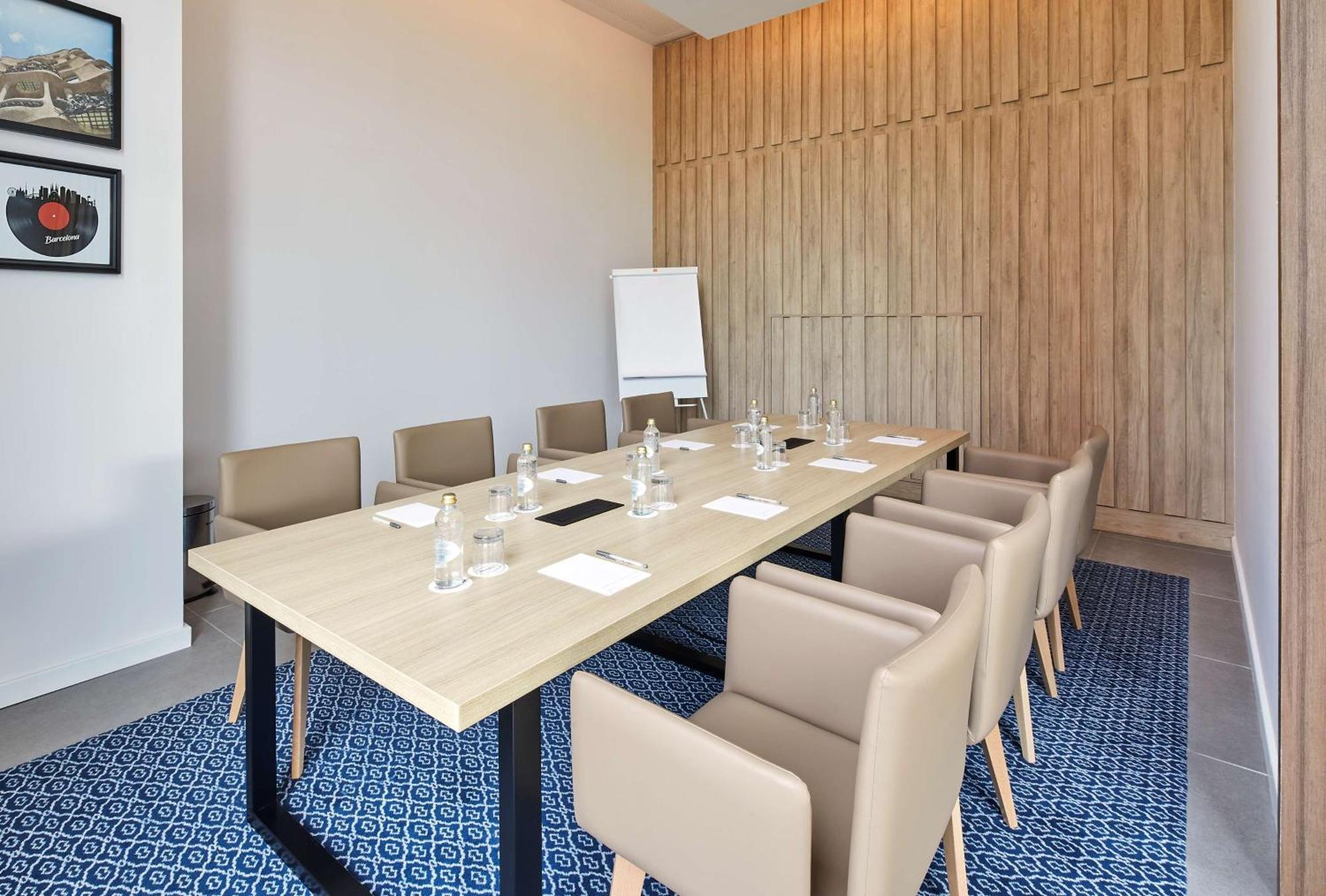 Hampton By Hilton Barcelona Fira Gran Via Hotell L'Hospitalet de Llobregat Exteriör bild